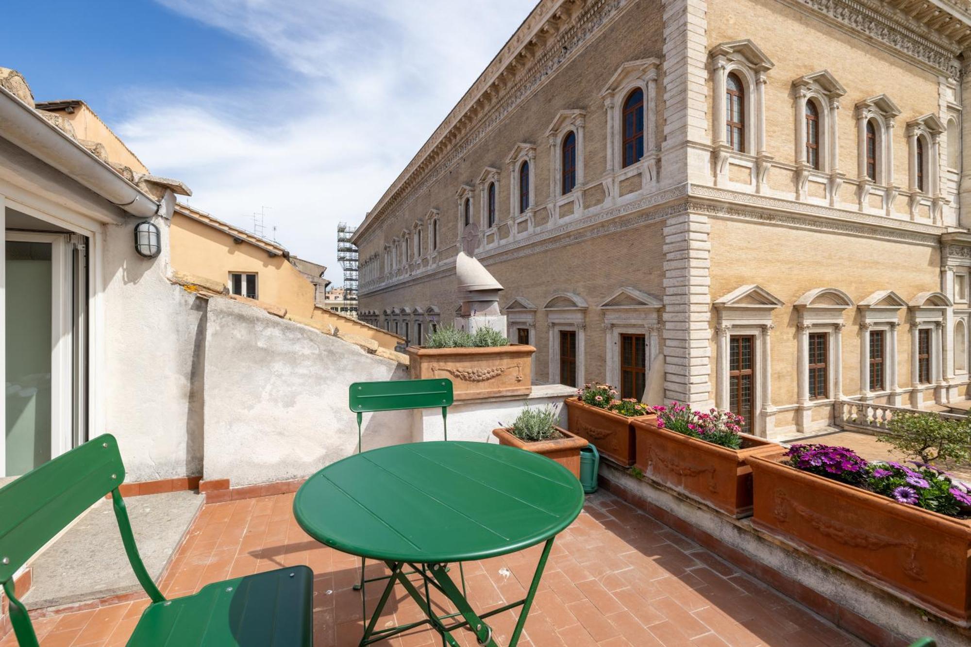 شقة Farnesi Terrace Penthouse روما المظهر الخارجي الصورة